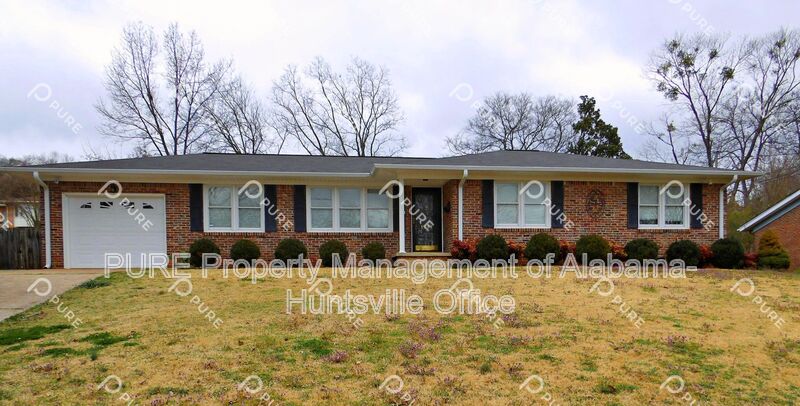Huntsville House: 1717 Haynes Avenue NE
