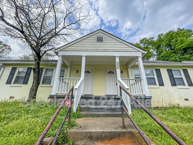 2 Bedroom Multi-Family Home – 177 Lawton St SW Unit A, Atlanta, GA