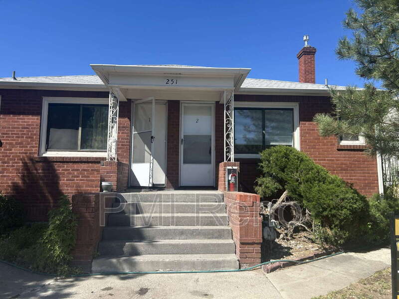 Reno Condo: 251 E Arroyo St