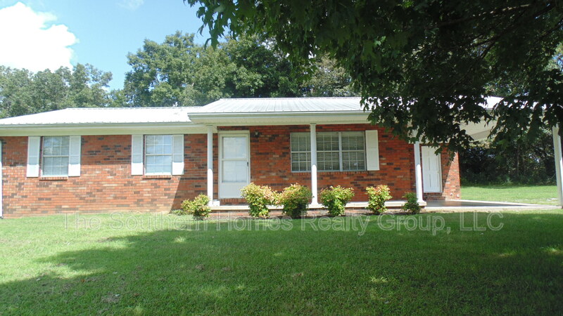 Riceville House: 381 County Road 775