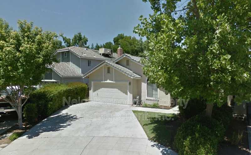 Fresno House: 3464 W. Robinwood Ln.