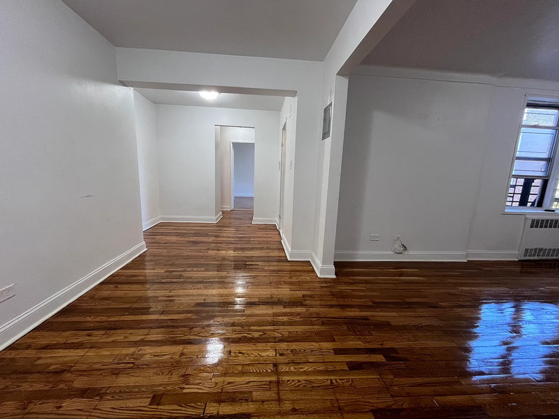Forest Hills Condo: 67-11 Yellowstone Blvd