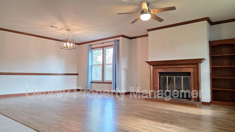 Charming 3-Bedroom Ranch in Salem Lakes Cul-de-Sac "ASK ABOUT OUR ZERO DEPOSIT" - Photo 2