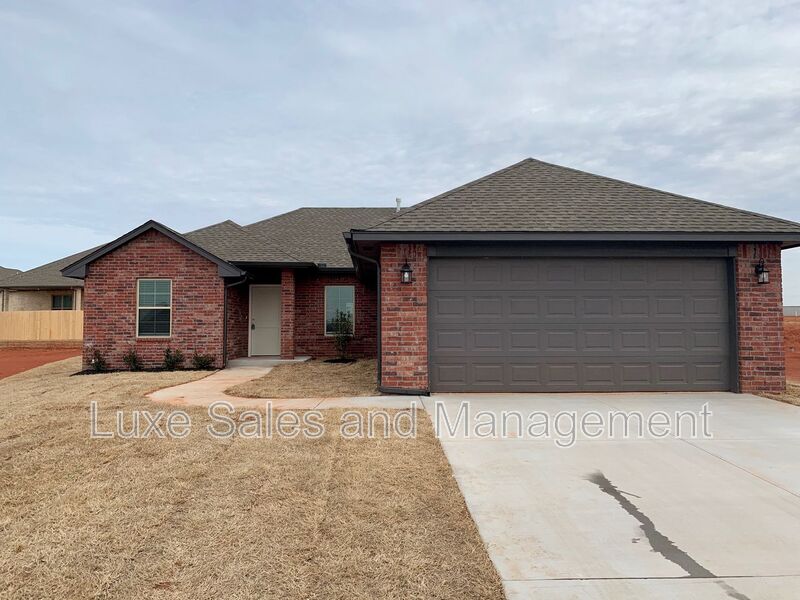 Edmond House: 6259 NW 177th Circle