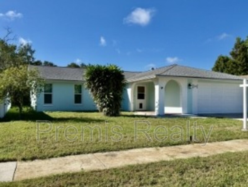 Seminole House: 11950 107th Ave N