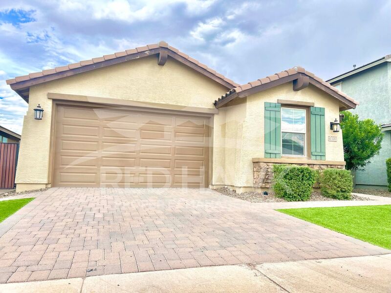 Maricopa House: 41300 W Palmyra Ln