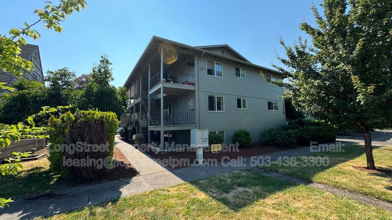 Corvallis House: 329 SW 10th Street