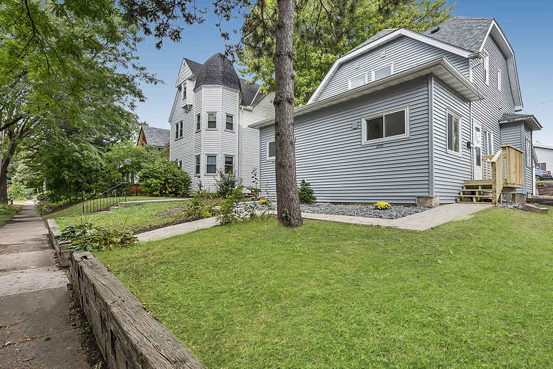 Saint Paul Condo: 2043 Carroll Avenue