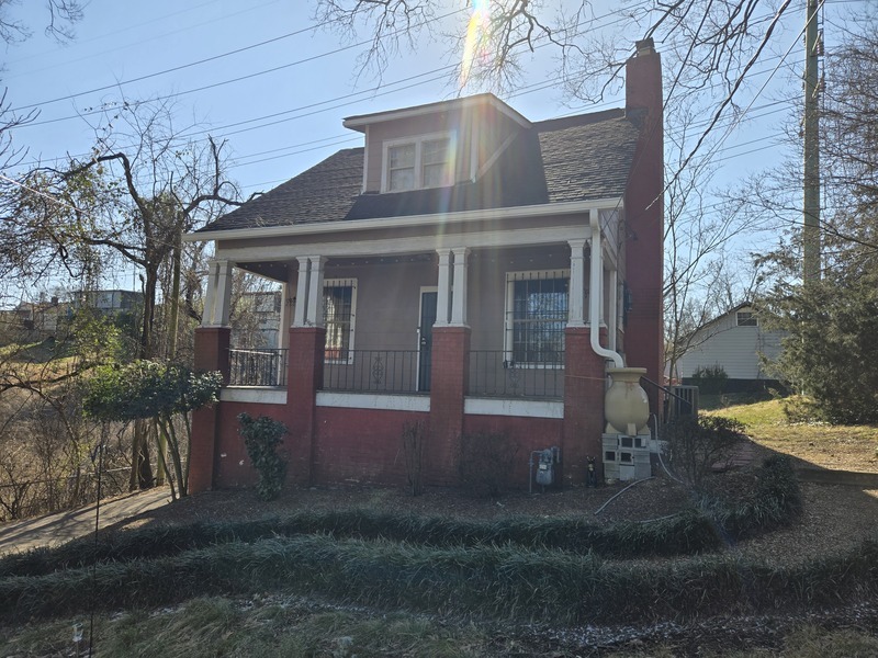 Chattanooga House: 3126 Rockmeade Dr