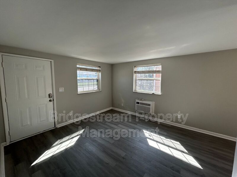 Dayton House: 2605 Revere Avenue