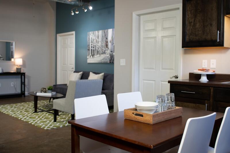 Davenport Condo: 402 E. 4th St. #502