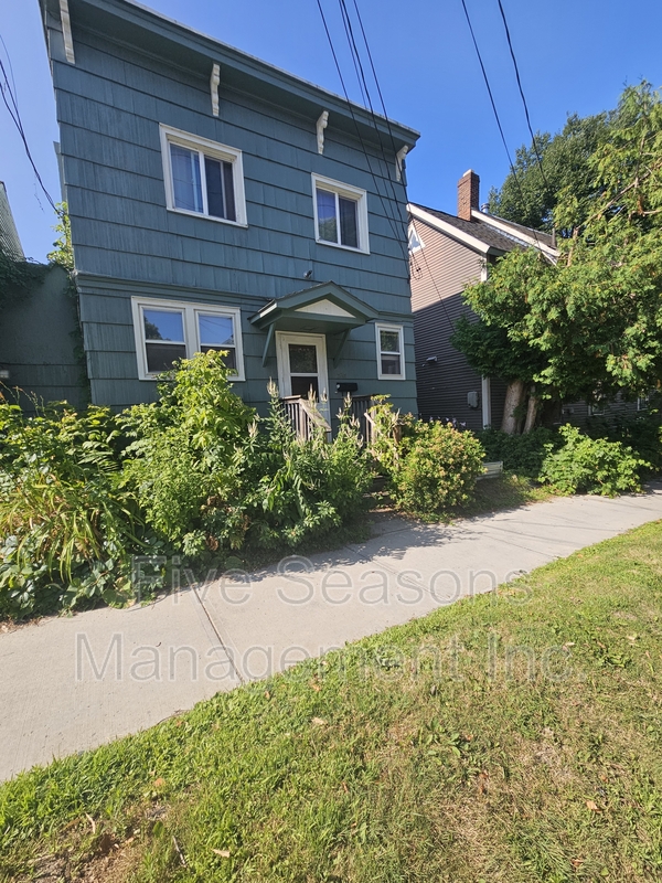 Burlington Condo: 393 North Street - 1