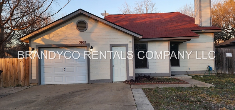 Killeen House: 3903 London Lane