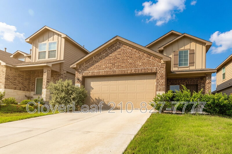 Saint Hedwig House: 4242 Busbee Flds