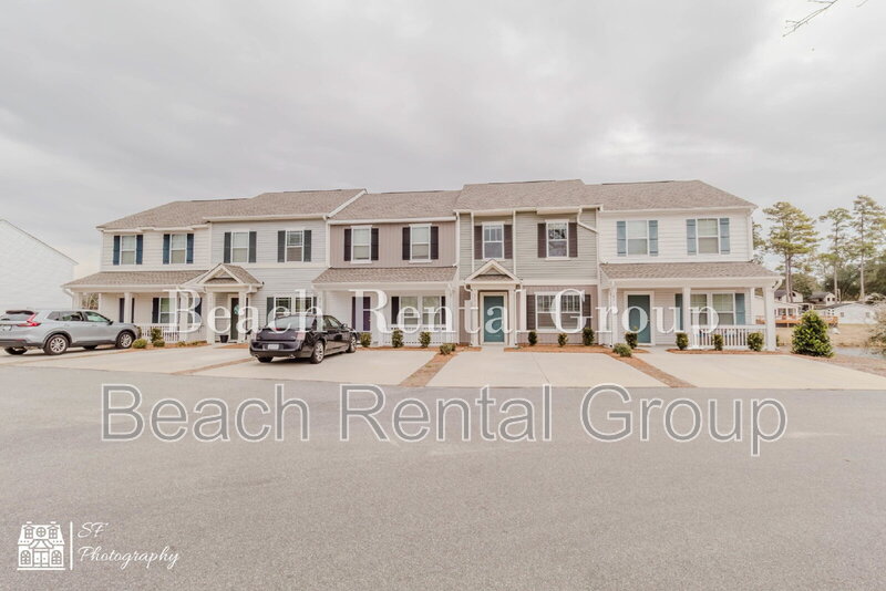 LITTLE RIVER Townhome: 109 OXFORSHIRE STREET