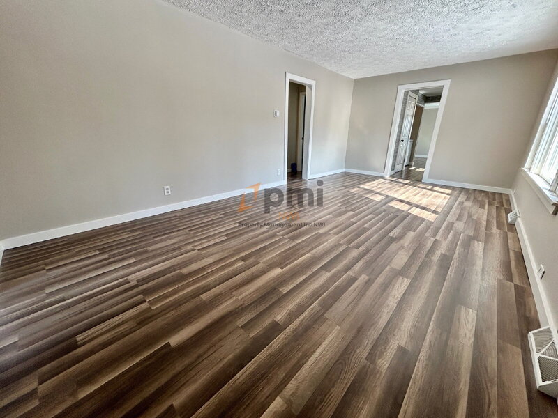 Cedar Lake House: 14725 Bryan Street