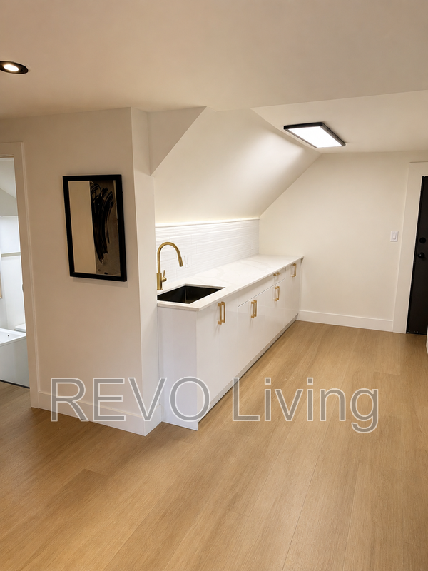 Kingston Condo: 151 Colborne Street