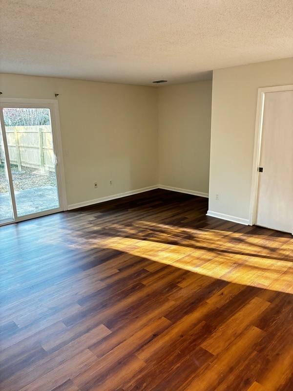 Jacksonville Townhome: 1222 Westdale Drive - .