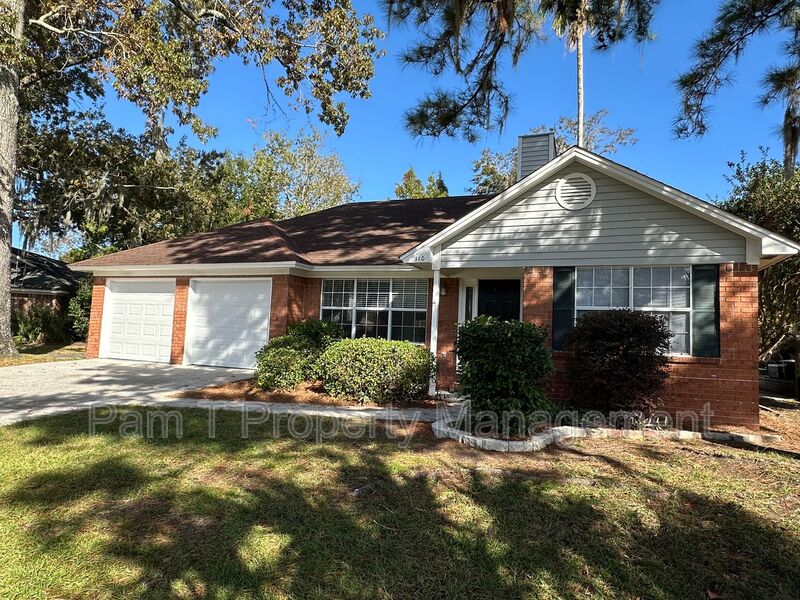 Savannah House: 110 Gunpowder Dr