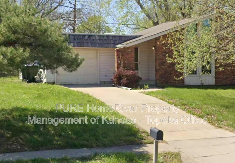 Topeka House: 2727 SW Arrowhead Rd.