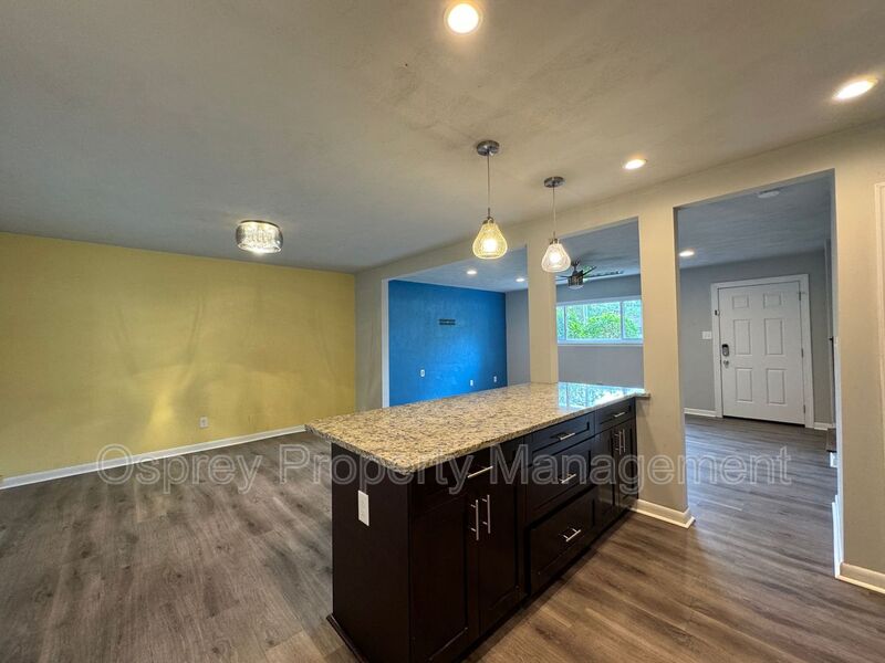 Welcome to this beautiful Single Family Home!  - Photo 6