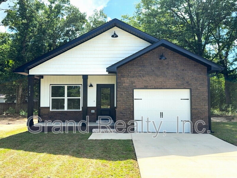 Pace House: 5141 West Spencer Field Road