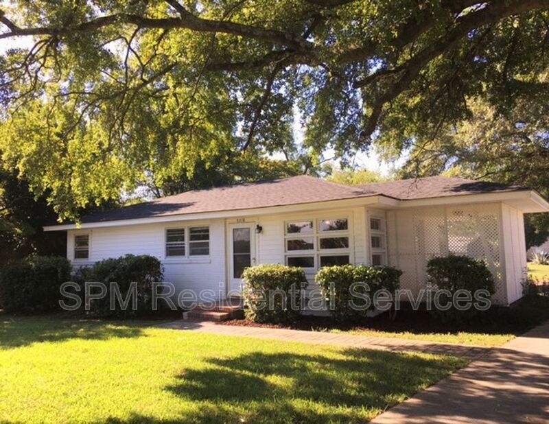 Wilmington House: 5218 Wrightsville Ave