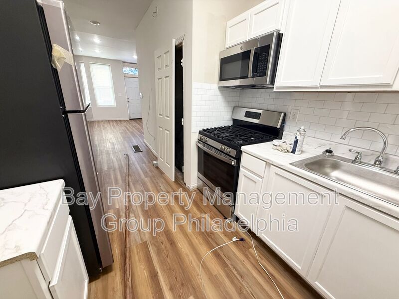 Philadelphia House: 2262 N Gratz St