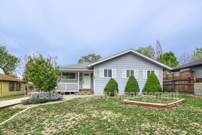 Westminster House: 7435 Julian St