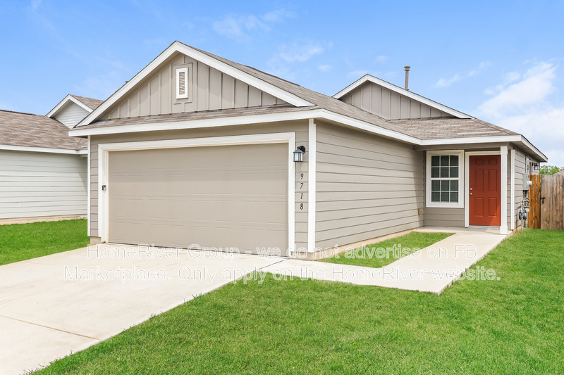 San Antonio House: 9718 Littleton Grist