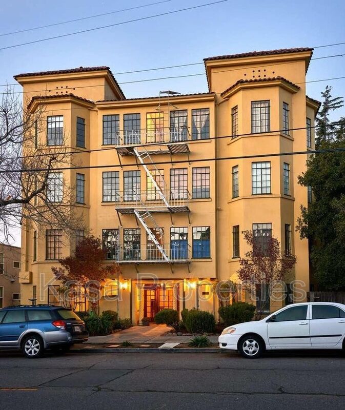 Berkeley House: 1332 Shattuck Ave.