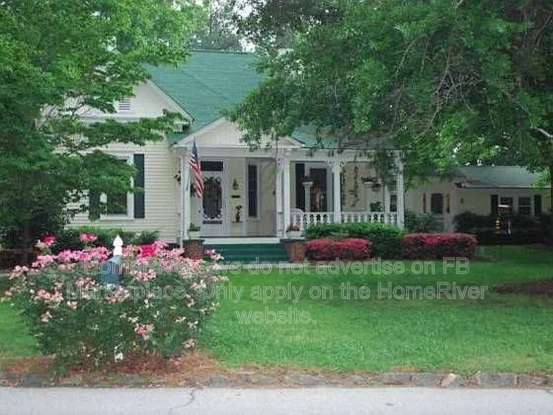 Fairburn House: 119 Elder St