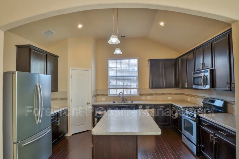 8807 Olmstead Park  TX 78109 - Photo 6