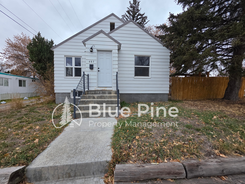 Idaho Falls House: 485 North Higbee Avenue