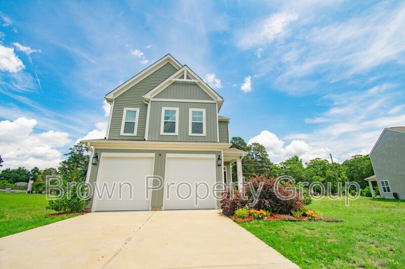Raeford House: 131 Cayden Pl