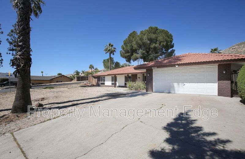 Moreno Valley House: 25502 Jaclyn Ave