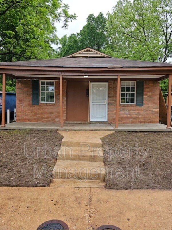 Memphis House: 1149 Merchant St