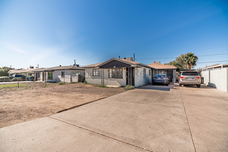 Phoenix House: 1926 E Osborn Rd