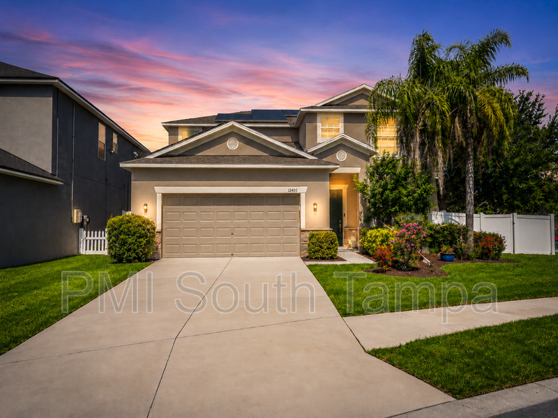 Riverview House: 11403 Holmbridge Lane