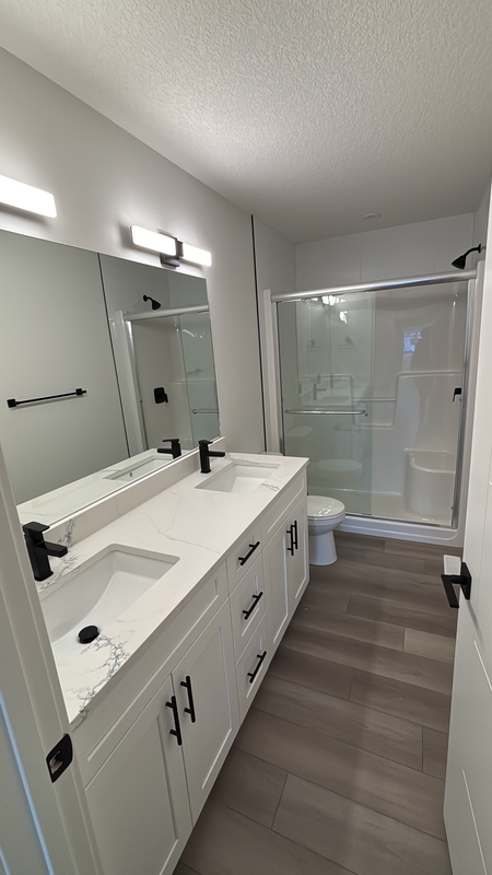 Edmonton House: #4 - 11012 132 St NW