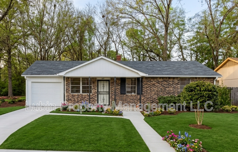 Memphis House: 4687 Royal Ridge Dr