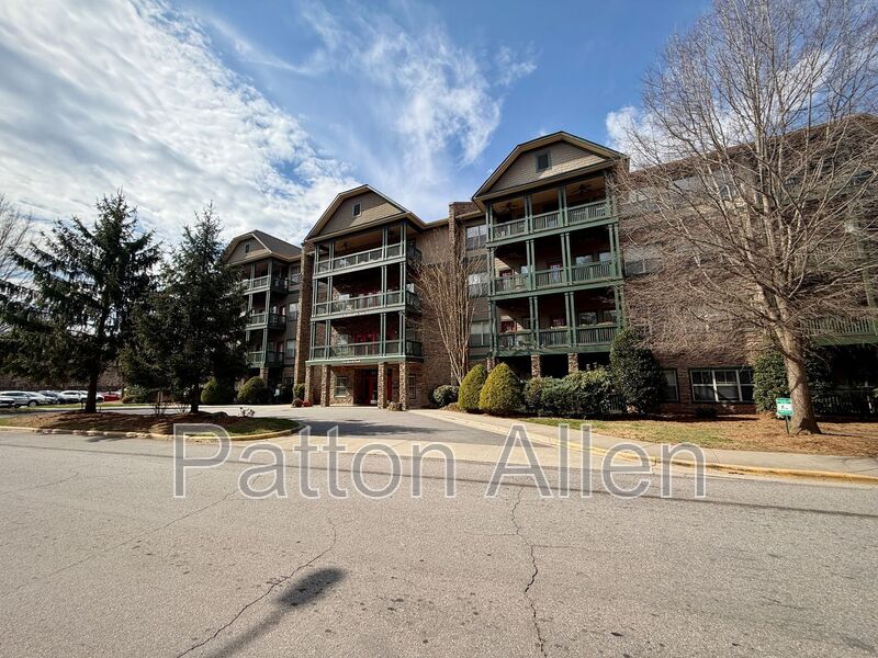 Asheville Condo: 9 Kenilworth Knoll