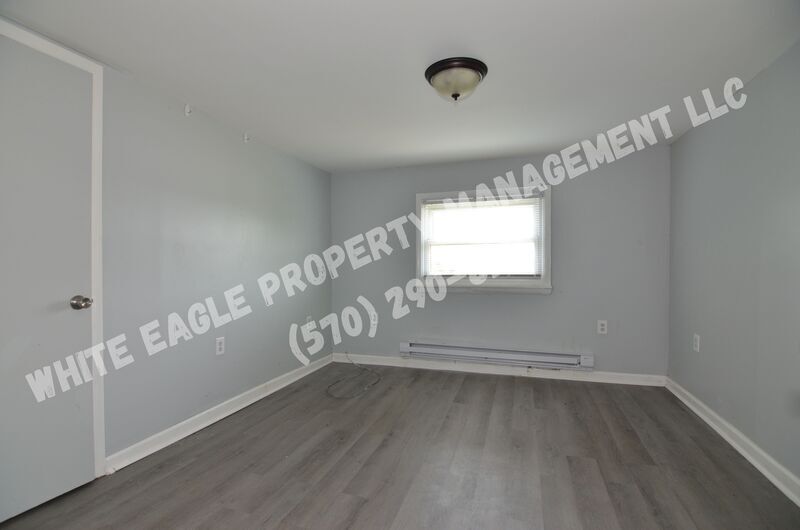 Dupont Condo: 57 1st St
