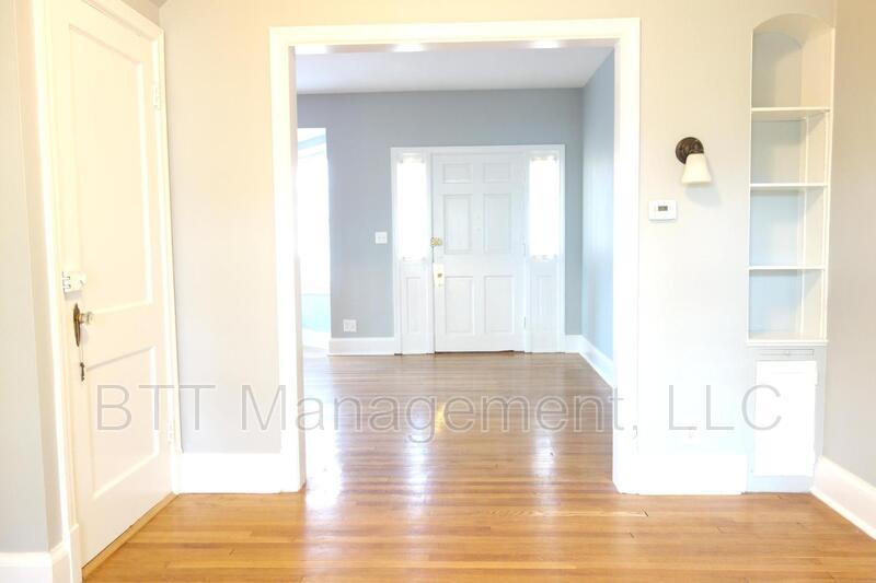 Takoma Park Condo: 8201 Flower Avenue