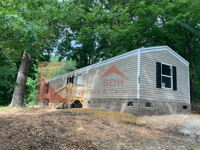 Mount Pleasant House: 204 Martha Court