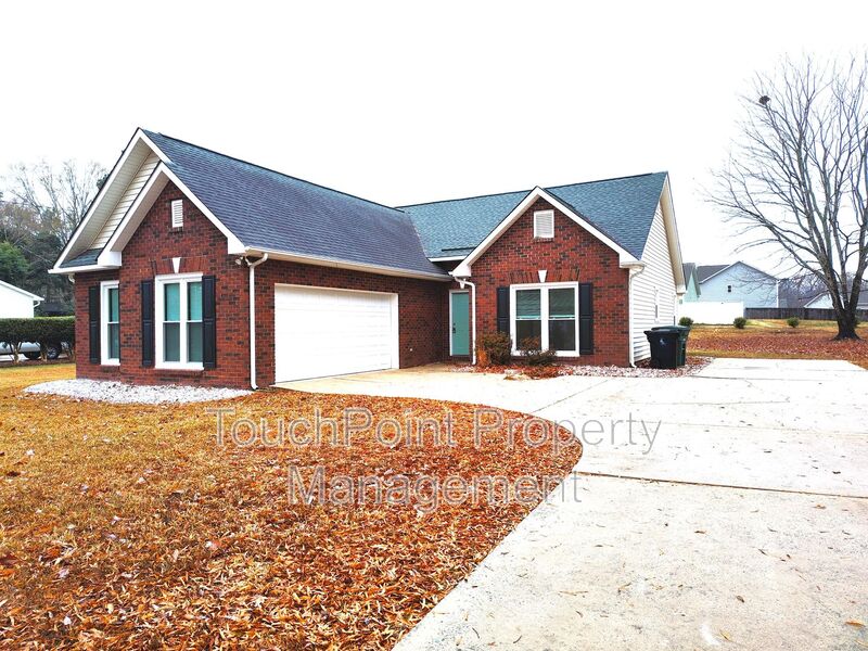 Monroe House: 1901 Timber Lane Drive