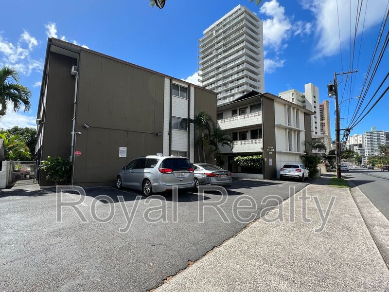 Honolulu Condo: 1335 Wilder Ave