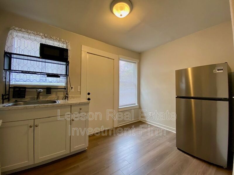 Bossier City House: 2632 & 2634 Foster Street