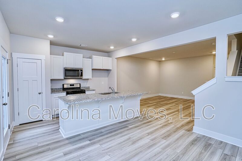 Moore Townhome: 1358 Maplesmith Way