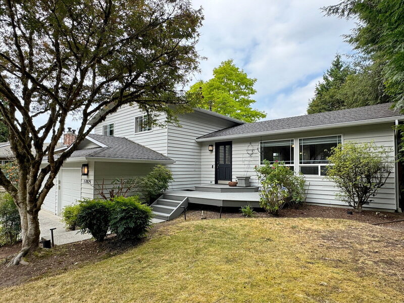 Woodinville House: 17825 147th Pl NE